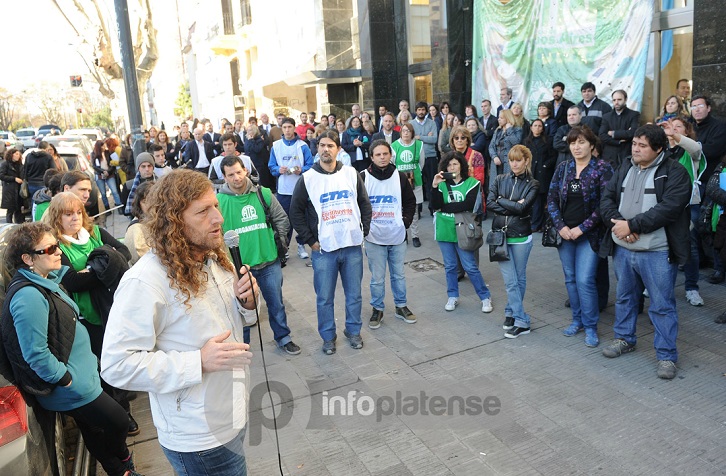 Estatales de ATE paran el miércoles y movilizan a Gobernación con Médicos y Judiciales