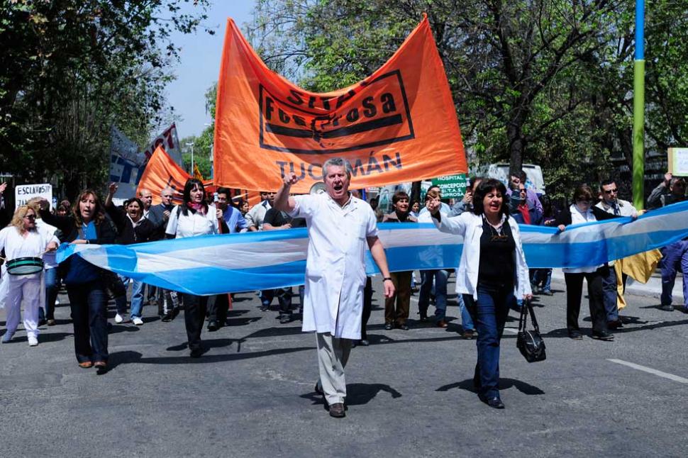 En Tucumán los trabajadores de la salud paran contra la represión