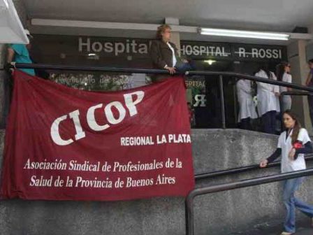 Se sintió con fuerza el paro de profesionales de la salud en la provincia