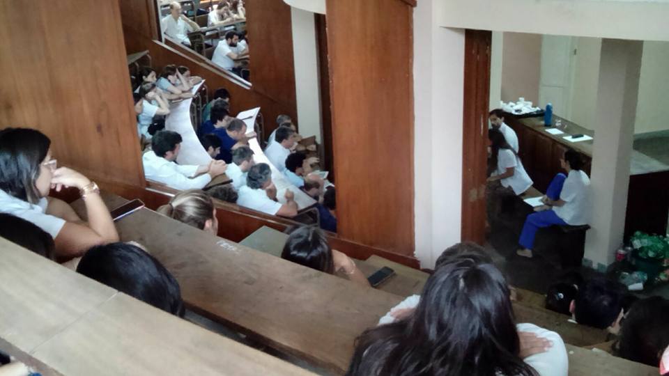 ASAMBLEA EN EL HOSPITAL SAN MARTIN DE LA PLATA