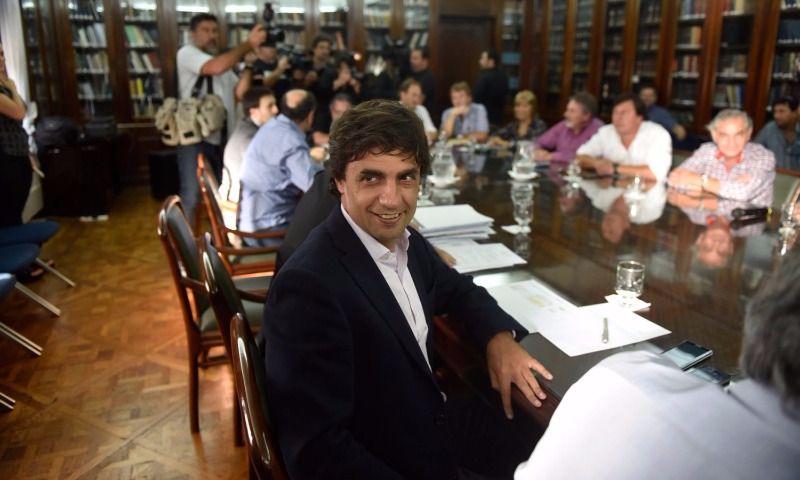 Vidal apeló el fallo del juez Arias que ordena no cerrar la paritaria estatal