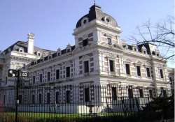 La Provincia recibe a los médicos y los judiciales para discutir salarios