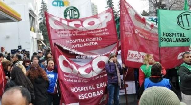 Discutirán salarios con médicos y judiciales