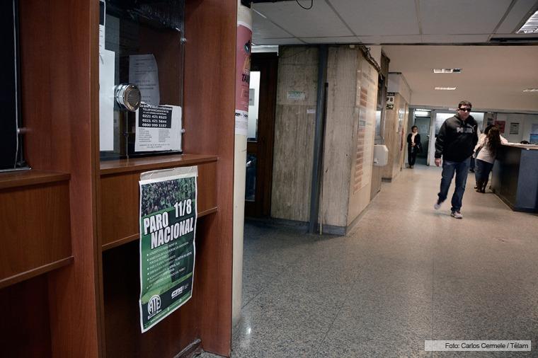 Paran los médicos bonaerenses en reclamo de salarios y más cargos