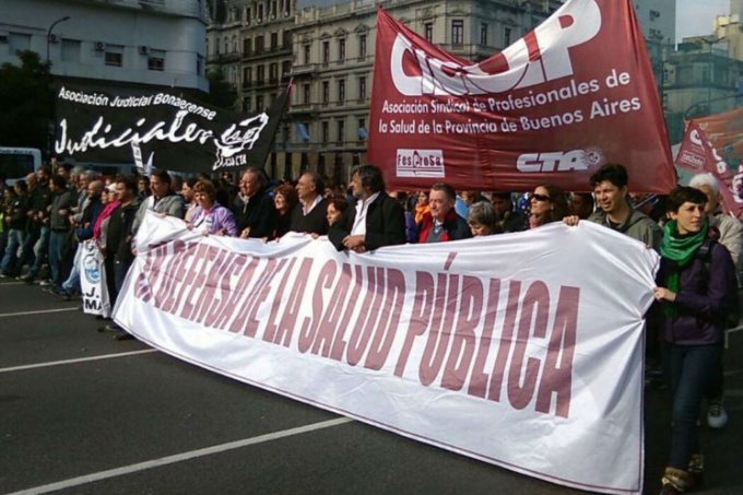 Continúa el reclamo de los médicos: volverán al paro por 24 horas el próximo jueves