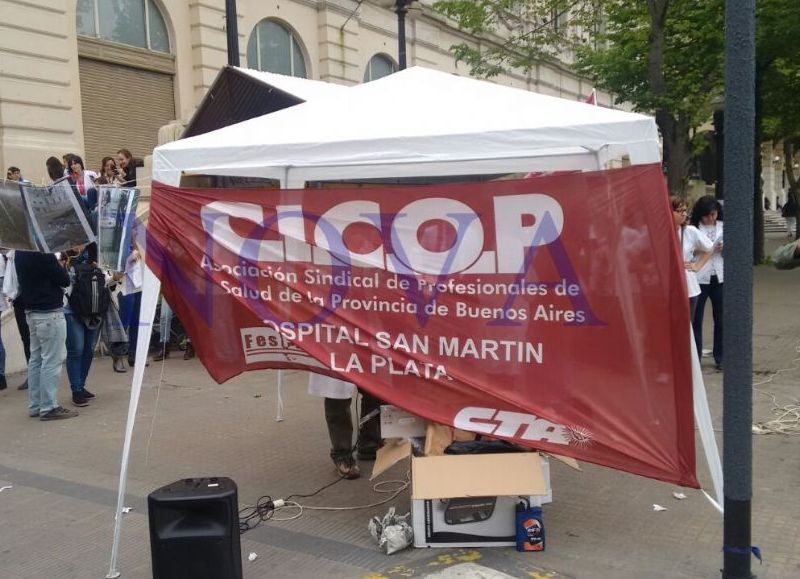 Radio abierta en el Hospital San Martin de la plata con reclamos de CICOP