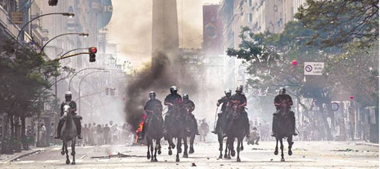 A 15 AÑOS DE LA REBELIÓN DE DICIEMBRE 2001