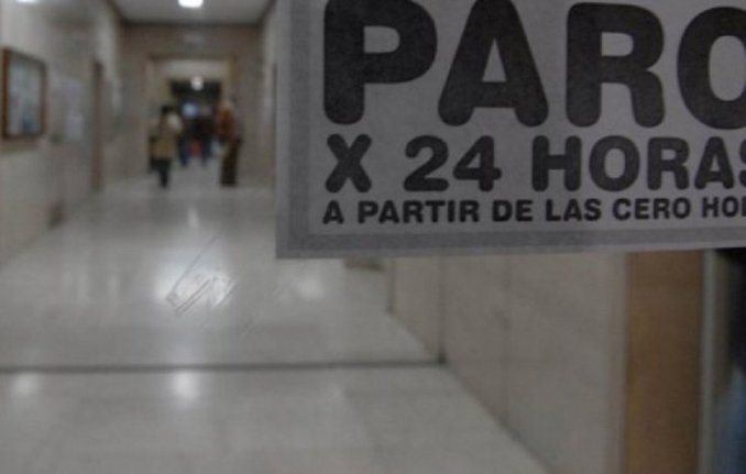 Los médicos bonaerenses piden una reunión paritaria y amenazan con ir al paro