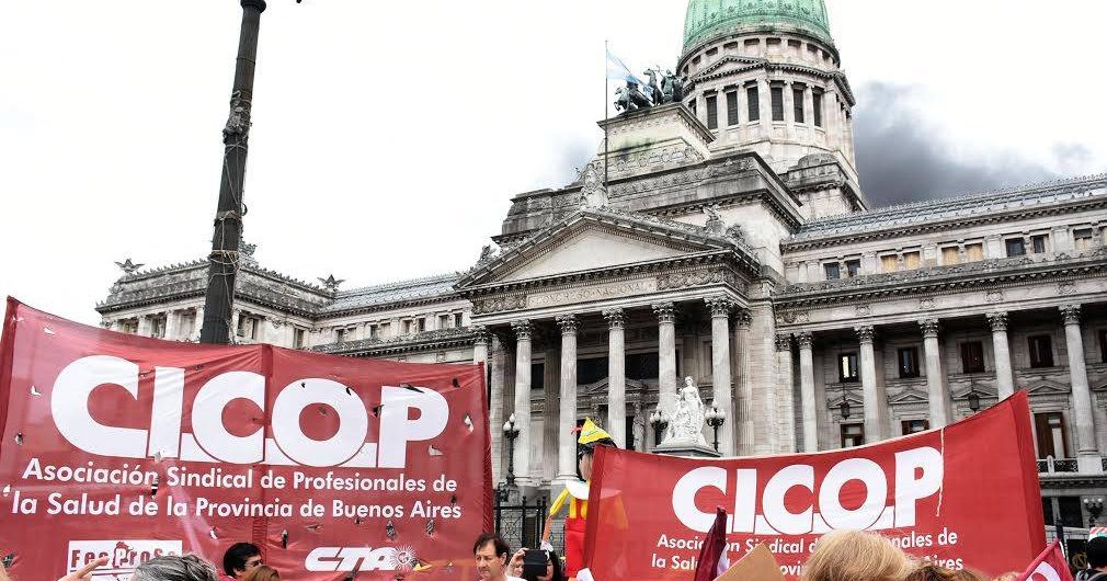OTRO DÍA EN LA CALLE: LA SALUD NO PUEDE ESPERAR!