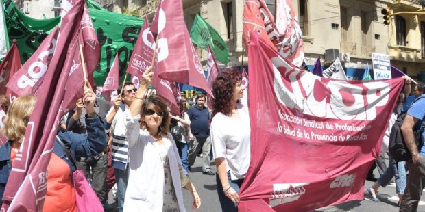 Trabajadores de la Salud van a paro por 48 horas y marcharán a Gobernación