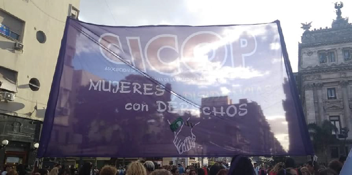 GÉNERO Y DERECHOS HUMANOS