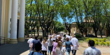 Lxs Profesionales de la Salud de San Pedro se movilizaron a la Municipalidad