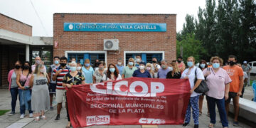 La Plata: Realizaron un Abrazo Simbólico al CAPS N° 28