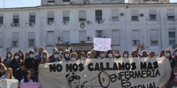 Morón: Paro y movilización por el reconocimiento de enfermería 