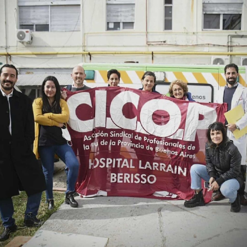 El presidente y el secretario gremial de CICOP, Pablo Maciel y Anibal Aristizabal, mantuvieron el miércoles 11 de mayo un encuentro con la Comisión Directiva Seccional del Hospital Larraín de Berisso. 