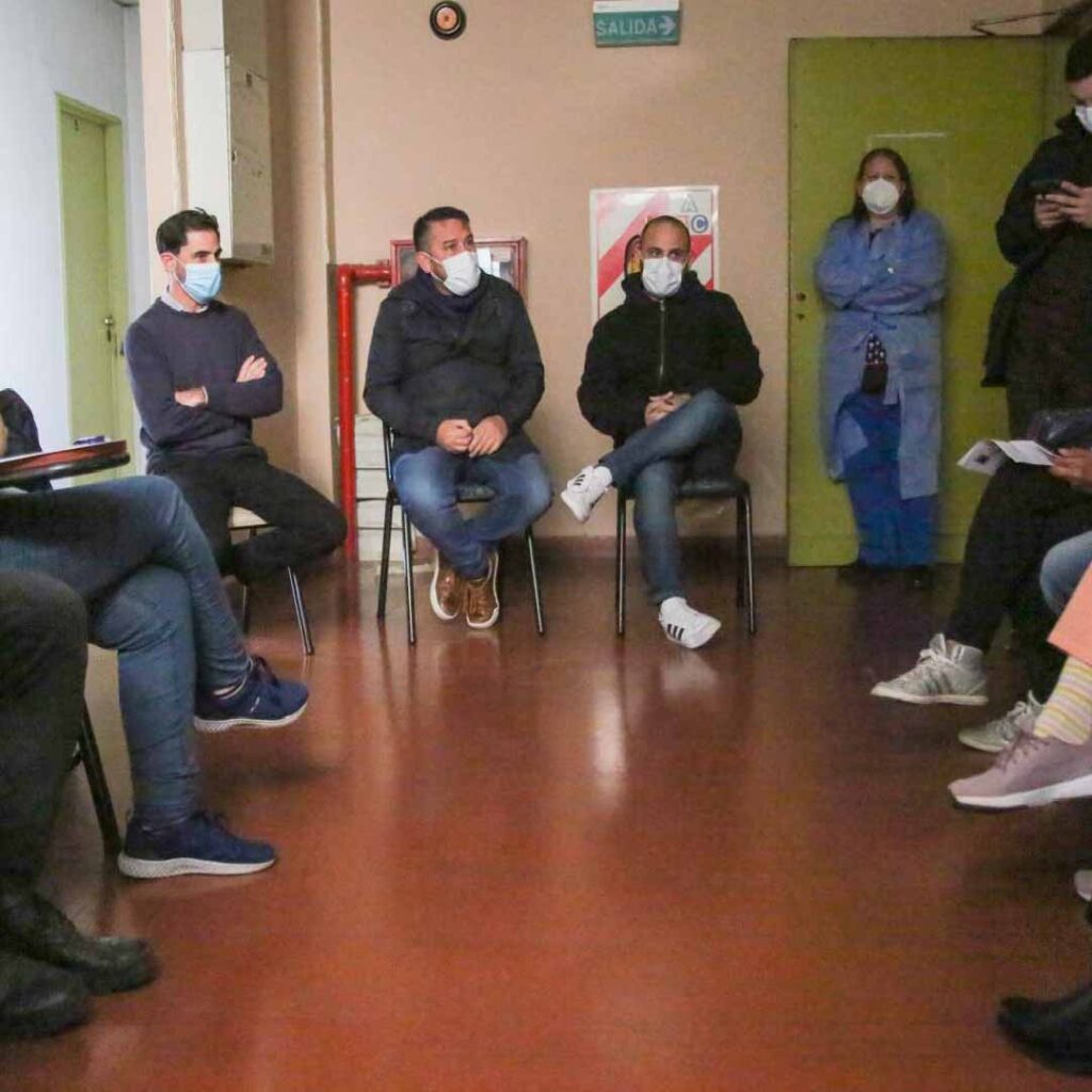 Autoridades de CICOP participaron el miércoles 29 de junio de una asamblea en el Hospital Héroes de Malvinas de Merlo con representantes de todos los gremios, en la que estuvieron presentes el Director Provincial de Infraestructura del Ministerio de Salud y los directores del establecimiento.