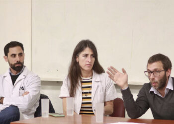 Se realizó una Charla sobre Leyes de Excepción y Desgaste Laboral en el Hospital San Martín