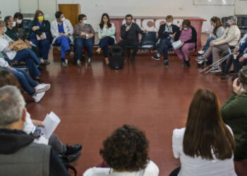 Se llevó a cabo la Charla Sobre Desgaste Laboral en el Hospital Oñativia