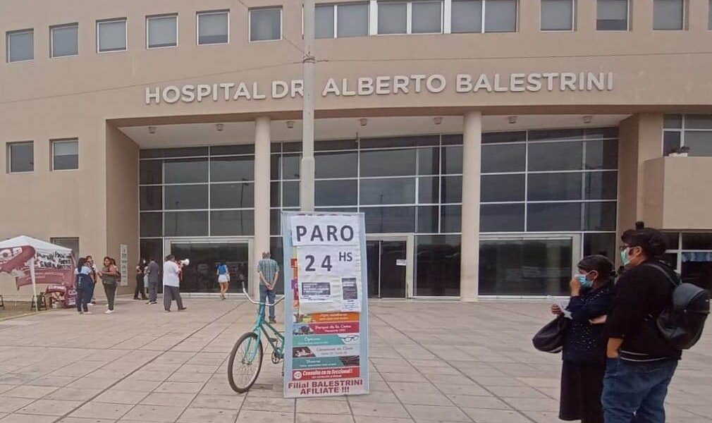 Mesa Informativa en el Hospital Balestrini de La Matanza (5)