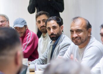 Cláusula de Revisión y Monitoreo 