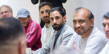 Cláusula de Revisión y Monitoreo 