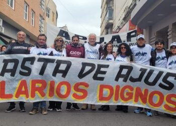 CICOP y FESINTRAS llevaron su apoyo a lxs trabajadorxs de la salud y a todo el pueblo jujeño