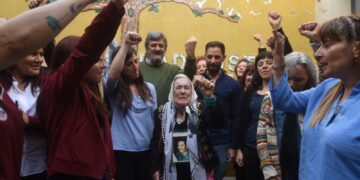 La Sala de Reuniones de CICOP ahora lleva el nombre Nora Cortiñas