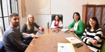 Reunión de la Secretaría de Juventudes y Residencias con la Escuela de Gobierno en Salud 