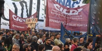 Un grito masivo en defensa de la Universidad Pública