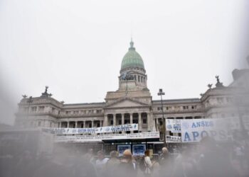 ¡Con fuerza y en Unidad, decimos no a la Ley Bases!
