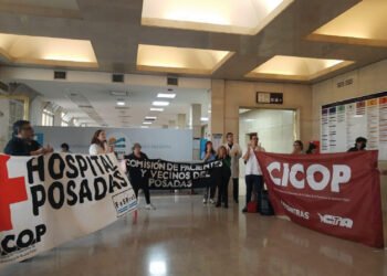 Jornada de Protesta en el Hospital Posadas para exigir devolución de los descuentos y la reincorporación de lxs despedidxs