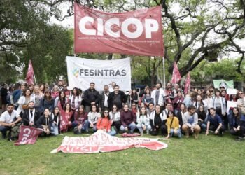 Gran marcha en defensa de la Salud Pública 
