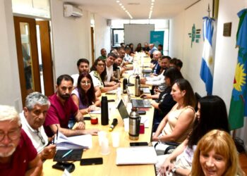 Comenzaron las últimas negociaciones paritarias del año