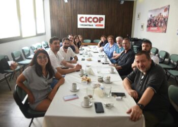 Reunión con el gremio de lxs profesionales del Sanatorio Municipal Dr. Julio Méndez