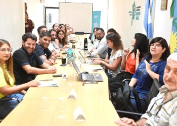 PARITARIA 10.471: El Gobierno propuso un aumento del 9% en dos tramos y revisión en marzo