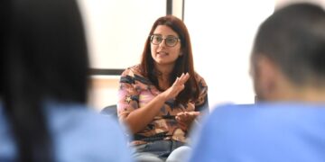 Charla informativa en el Hospital Rossi