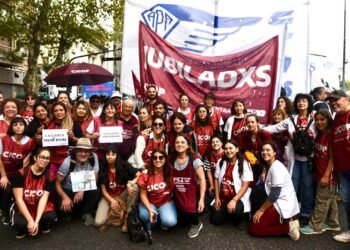 Marchamos junto a lxs jubiladxs en el marco de la acción sindical de 36 horas