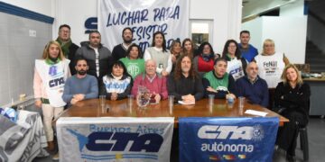 Conferencia de prensa de las CTA en La Plata