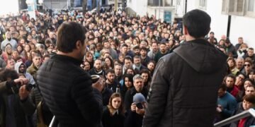 Multitudinaria asamblea de trabajadorxs de la salud: ¡No hay democracia con proscripción! 