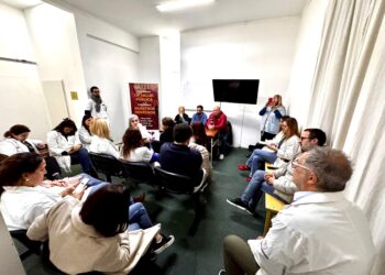 Reunión con jefes y jefas de servicio del Hospital Sor María Ludovica 