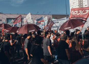 La única lucha que se pierde es la que se abandona