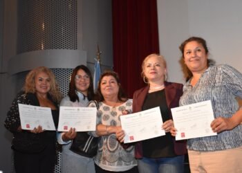 Egresaron nuevxs dirigentes seccionales de la Diplomatura sobre la Promoción de la Salud en el trabajo