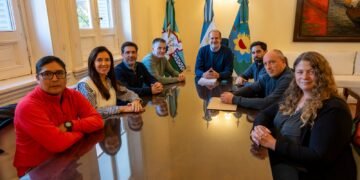 Jornada de trabajo con el intendente y autoridades sanitarias de Bahía Blanca